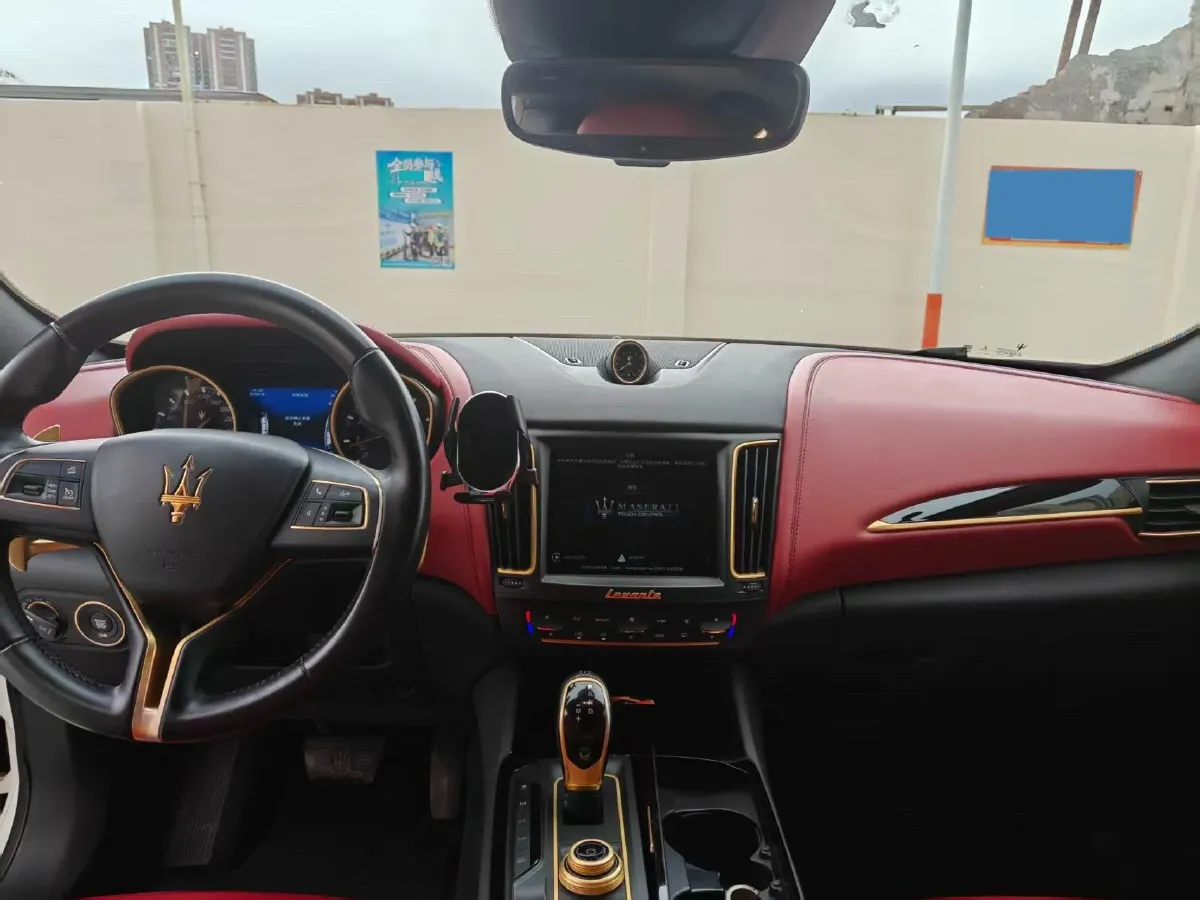 2018 Maserati Levante 3.0T 350HP V6 8AT,autocango,china used car exporter,china ev exporter,chinese used car exporter,chinese used ev exporter