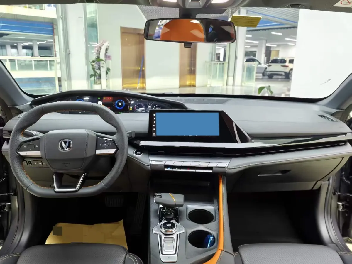 2023 ChangAn UNI-V iDD 1.5T 170HP L4 6TCT PHEV 18.4KWH,autocango,china used car exporter,china ev exporter,chinese used car exporter,chinese used ev exporter