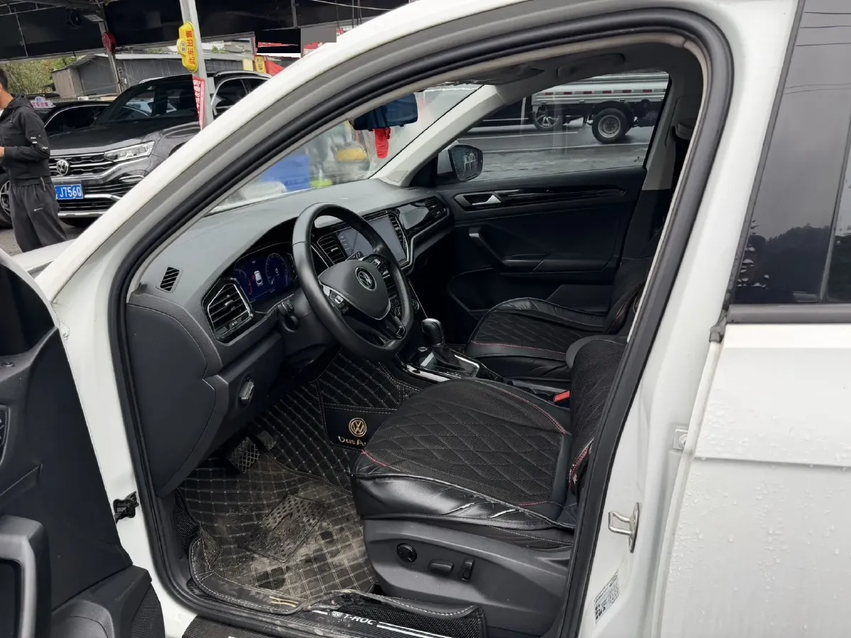 2022 Volkswagen T-Roc 1.4T 150HP L4 7DCT,autocango,china used car exporter,china ev exporter,chinese used car exporter,chinese used ev exporter