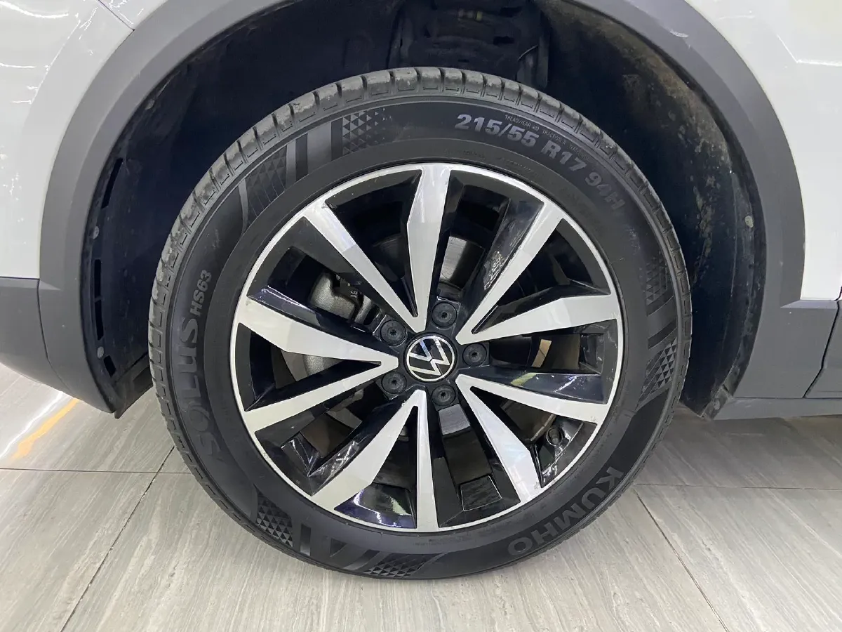 2023 Volkswagen T-Roc 1.4T 150HP L4 7DCT,autocango,china used car exporter,china ev exporter,chinese used car exporter,chinese used ev exporter