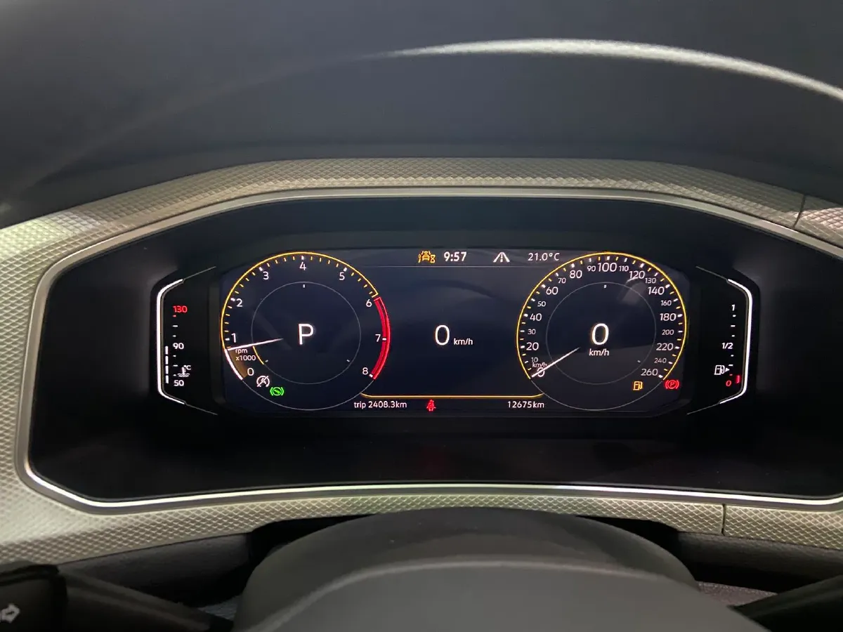 2023 Volkswagen T-Roc 1.4T 150HP L4 7DCT,autocango,china used car exporter,china ev exporter,chinese used car exporter,chinese used ev exporter