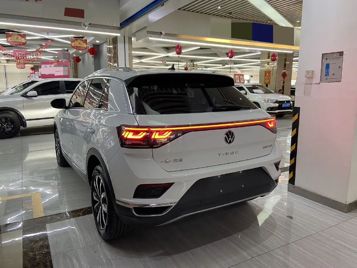 2023 Volkswagen T-Roc 1.4T 150HP L4 7DCT,autocango,china used car exporter,china ev exporter,chinese used car exporter,chinese used ev exporter