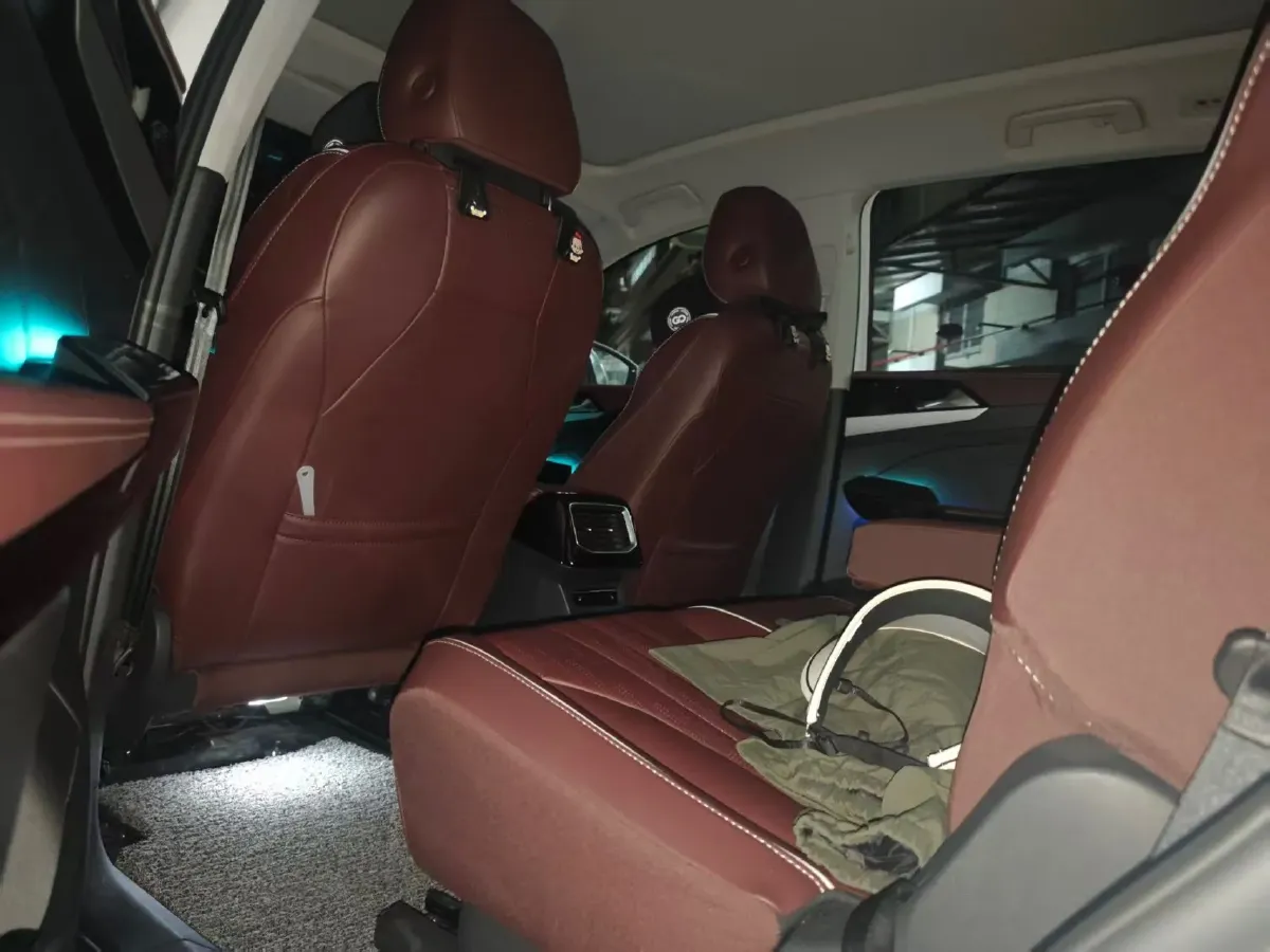 2021 Volkswagen ID.6 X BEV 83.4KWH,autocango,china used car exporter,china ev exporter,chinese used car exporter,chinese used ev exporter