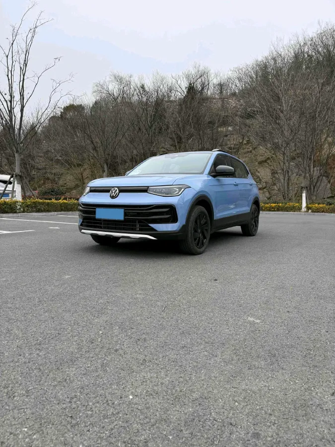 2025 Volkswagen Tharu 1.5T 160HP L4 7DCT,autocango,china used car exporter,china ev exporter,chinese used car exporter,chinese used ev exporter