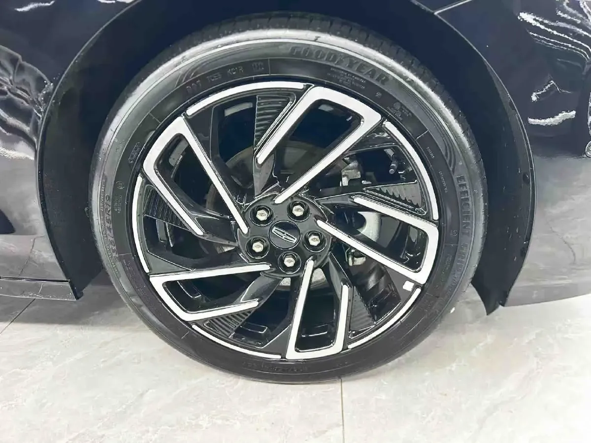 2022 Lincoln Z 2.0T 246HP L4 8AT,autocango,china used car exporter,china ev exporter,chinese used car exporter,chinese used ev exporter