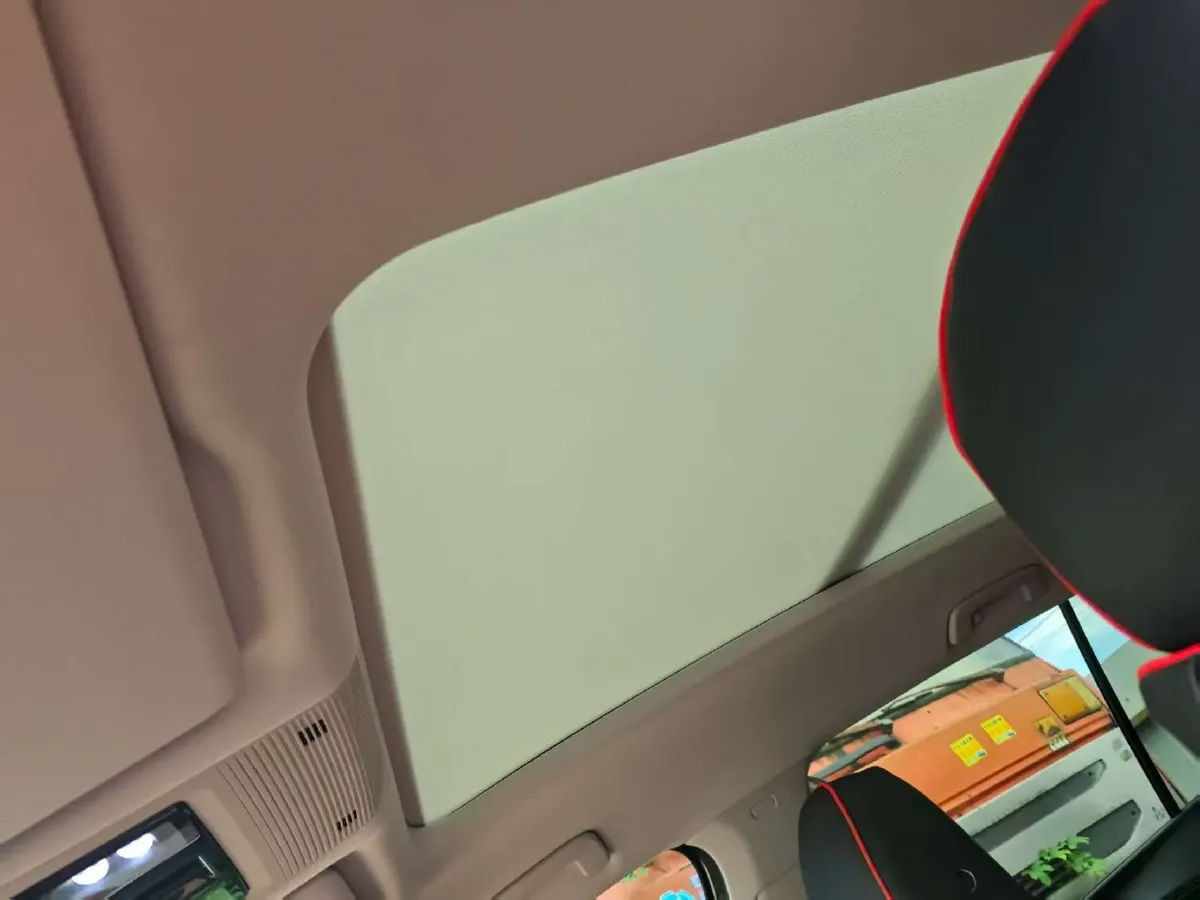 2023 Volkswagen Talagon 2.0T 220HP L4 7DCT,autocango,china used car exporter,china ev exporter,chinese used car exporter,chinese used ev exporter