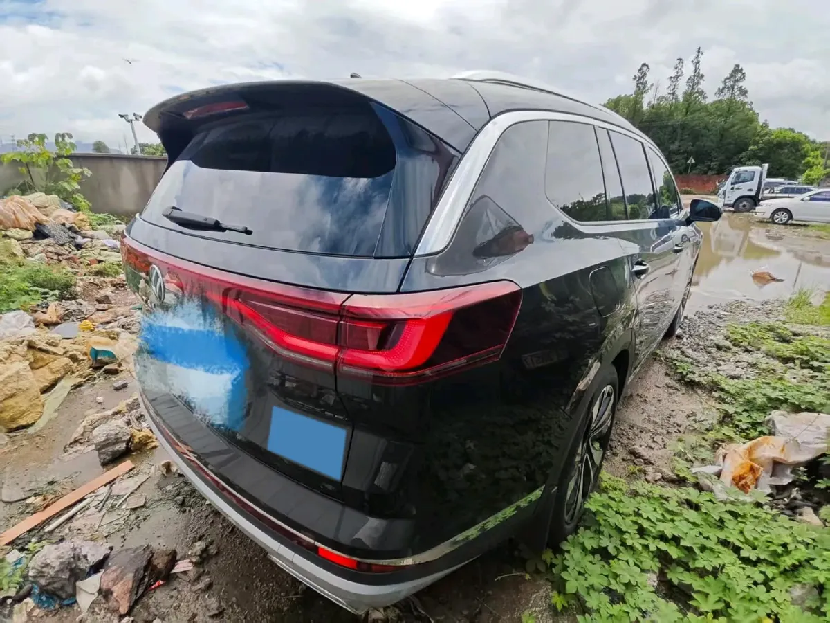 2023 Volkswagen Talagon 2.0T 220HP L4 7DCT,autocango,china used car exporter,china ev exporter,chinese used car exporter,chinese used ev exporter