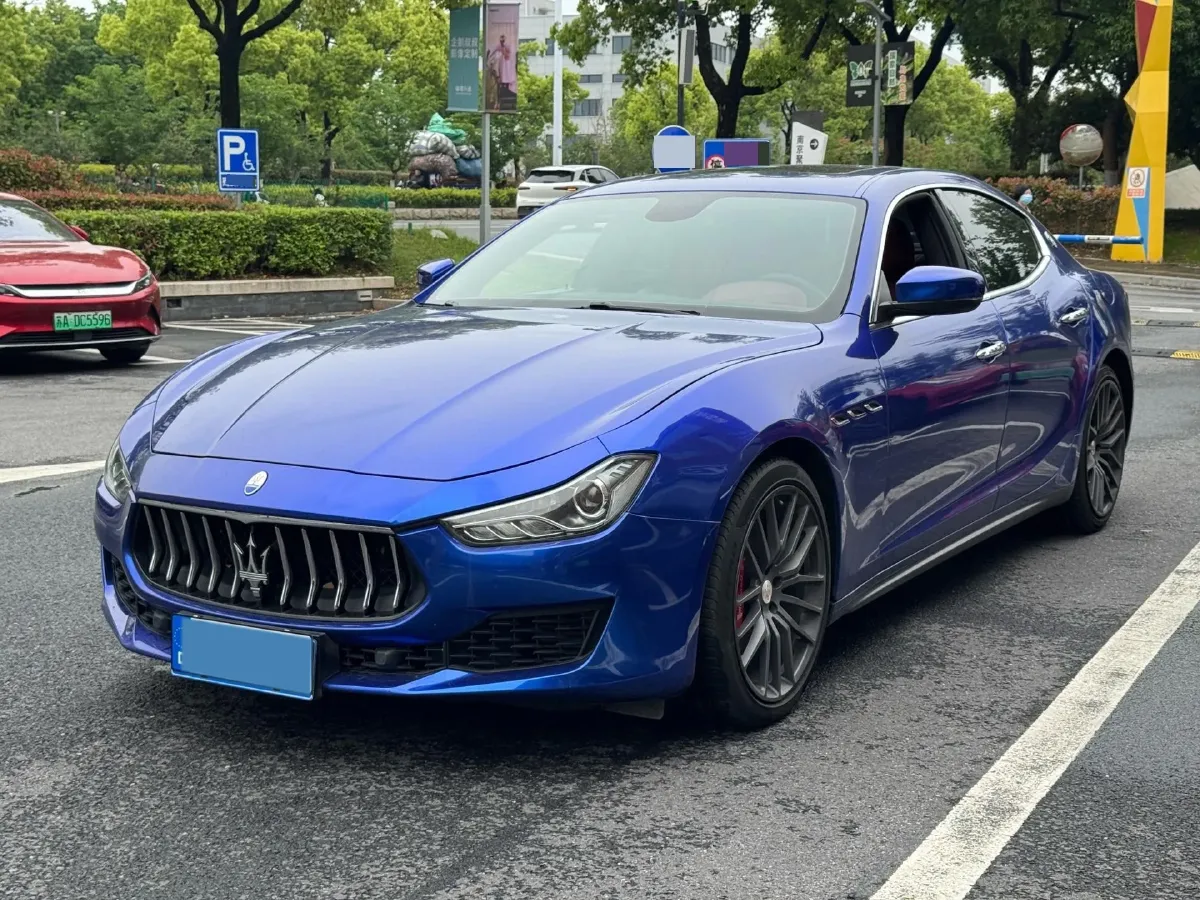 2019 Maserati Ghibli 3.0T 350HP V6 8AT,autocango,china used car exporter,china ev exporter,chinese used car exporter,chinese used ev exporter