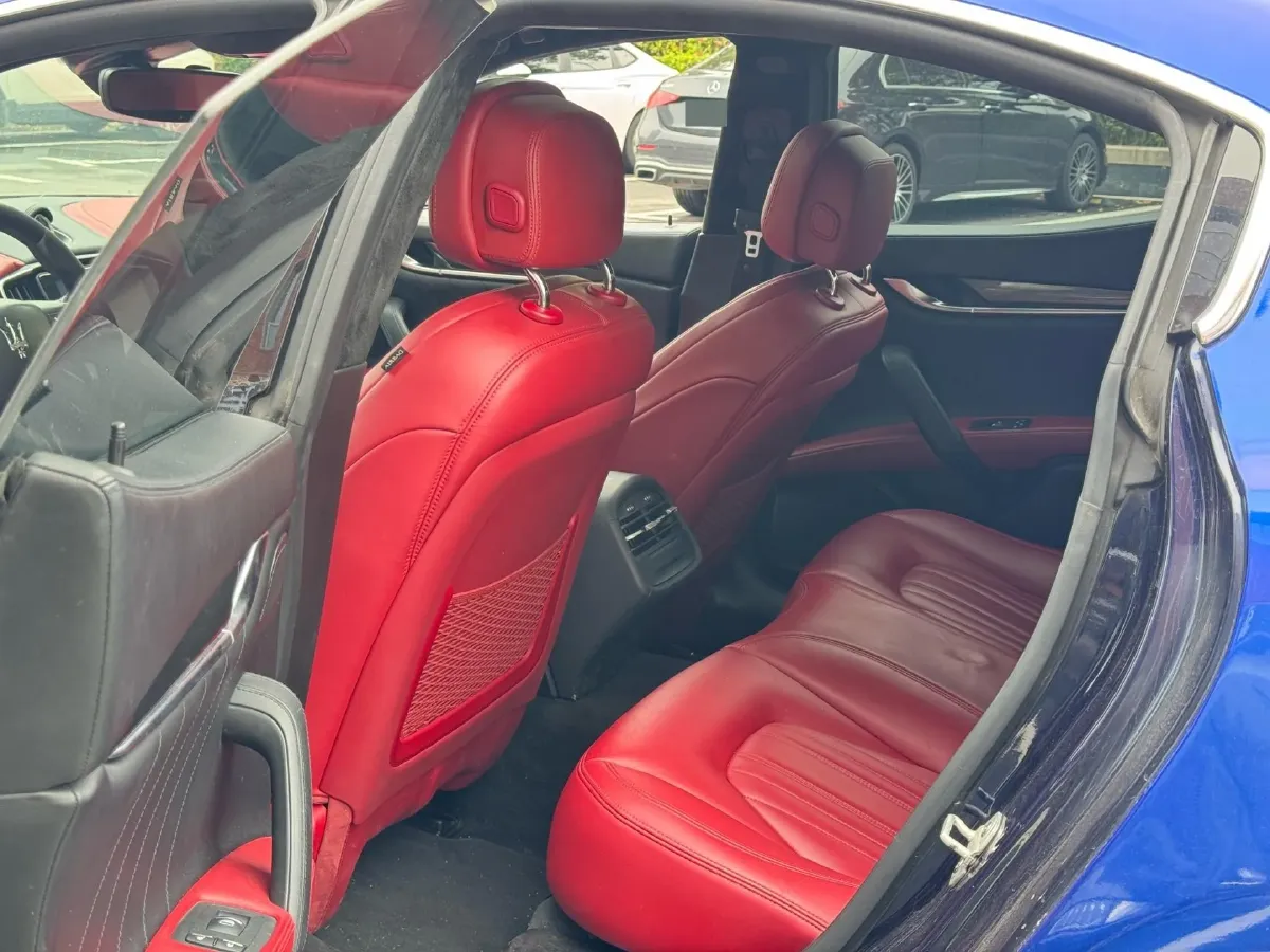 2019 Maserati Ghibli 3.0T 350HP V6 8AT,autocango,china used car exporter,china ev exporter,chinese used car exporter,chinese used ev exporter