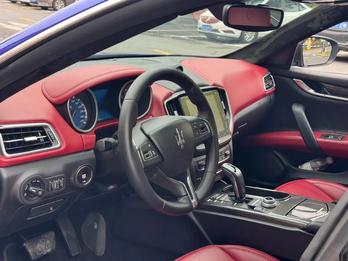 2019 Maserati Ghibli 3.0T 350HP V6 8AT,autocango,china used car exporter,china ev exporter,chinese used car exporter,chinese used ev exporter