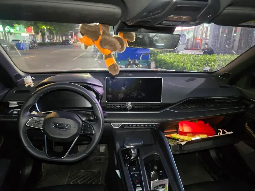 2023 Geely Preface 1.5T 181HP L4 7DCT,autocango,china used car exporter,china ev exporter,chinese used car exporter,chinese used ev exporter