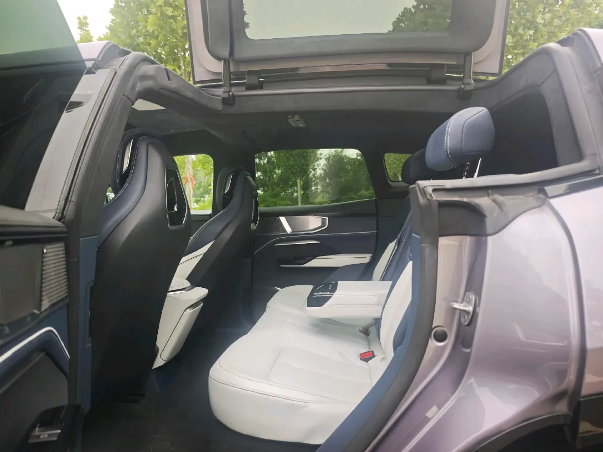 2023 HiPhi Y BEV 115KWH,autocango,china used car exporter,china ev exporter,chinese used car exporter,chinese used ev exporter