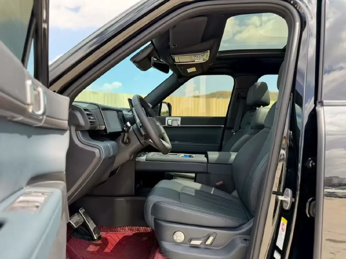 2025 FangChengBao Tai 7 1.5T 156HP L4 E-CVT PHEV,autocango,china used car exporter,china ev exporter,chinese used car exporter,chinese used ev exporter