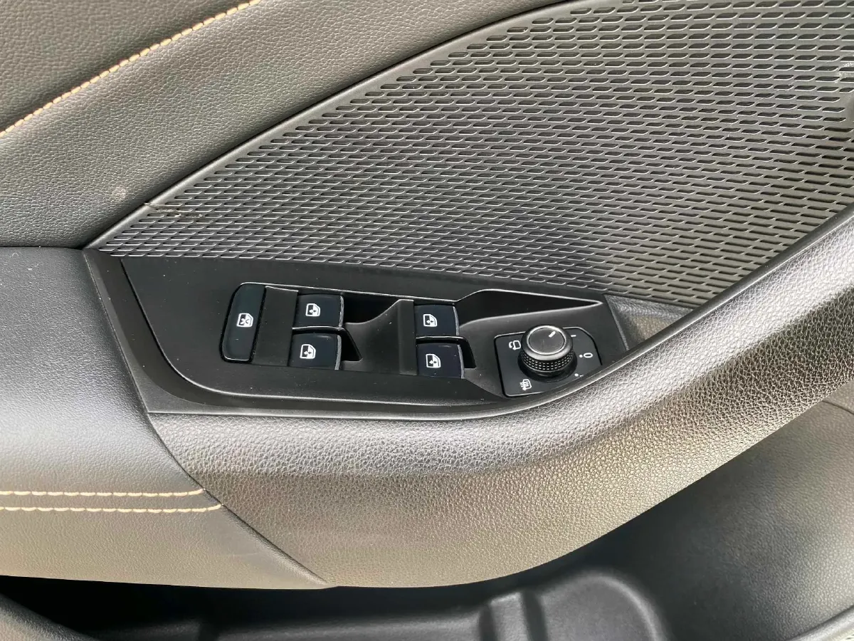 2021 Skoda Octavia 1.4T 150HP L4 7DCT,autocango,china used car exporter,china ev exporter,chinese used car exporter,chinese used ev exporter