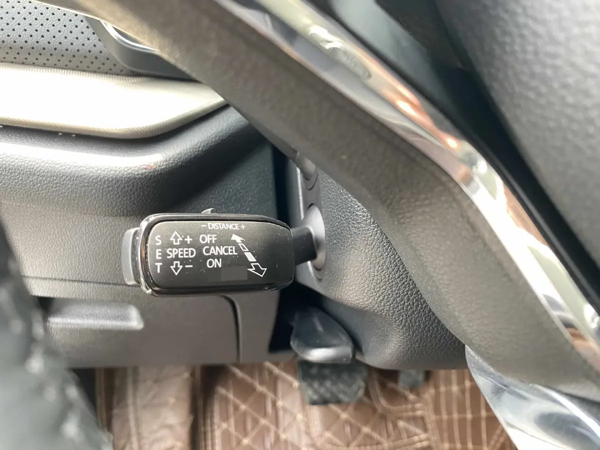 2021 Skoda Octavia 1.4T 150HP L4 7DCT,autocango,china used car exporter,china ev exporter,chinese used car exporter,chinese used ev exporter