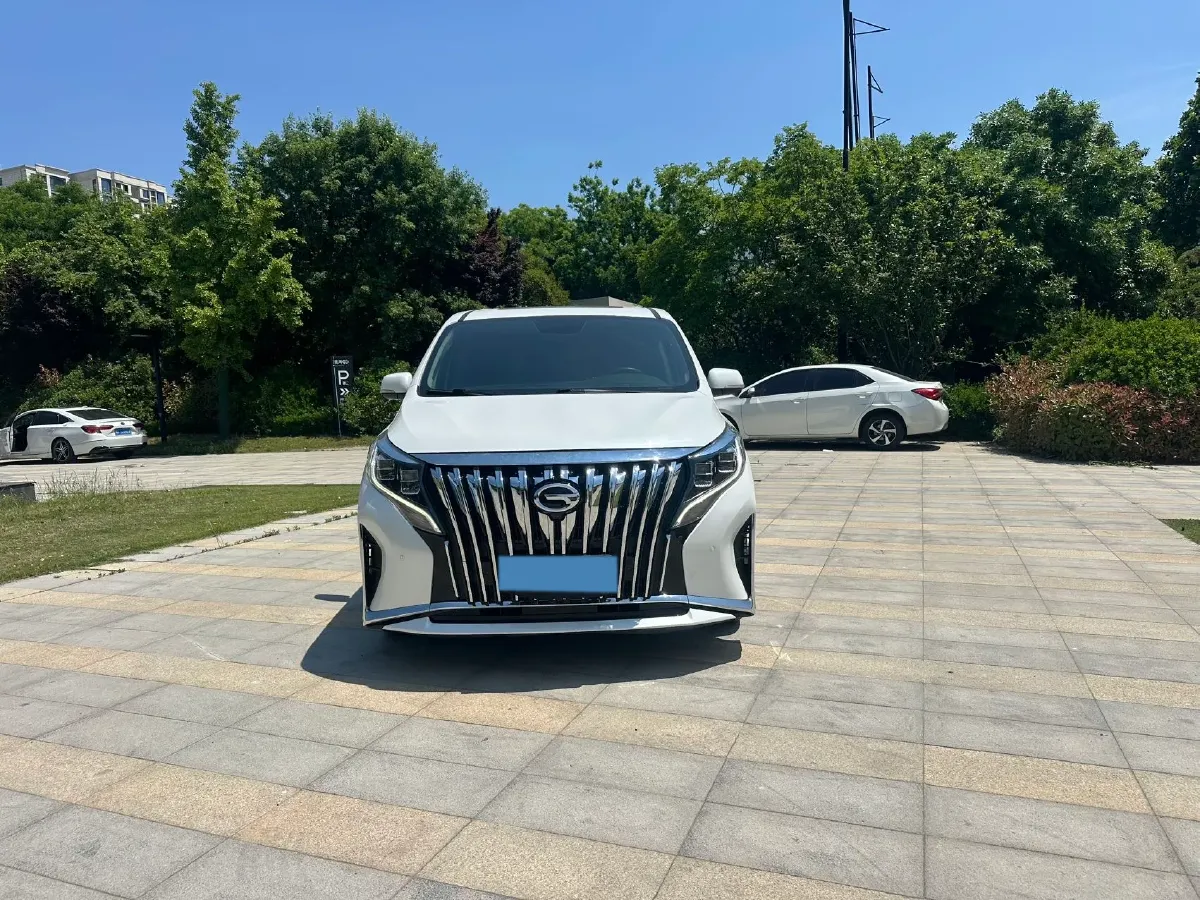 2021 GAC Trumpchi M8 2.0T 252HP L4 8AT,autocango,china used car exporter,china ev exporter,chinese used car exporter,chinese used ev exporter