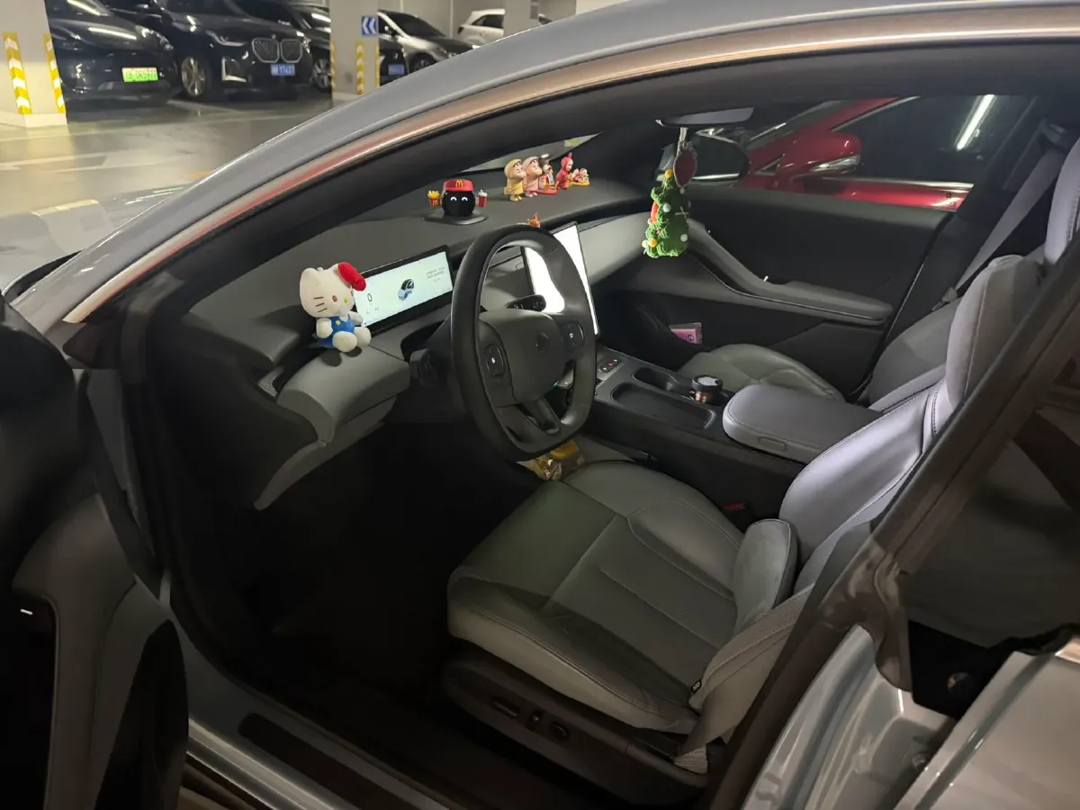 2022 JunTian HeiWuShi Youth 2.0T 203HP L4 6AT,autocango,china used car exporter,china ev exporter,chinese used car exporter,chinese used ev exporter