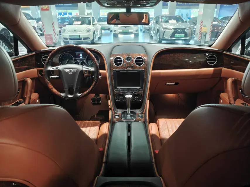 2017 Bentley Flying Spur 4.0T 528HP V8 8AT,autocango,china used car exporter,china ev exporter,chinese used car exporter,chinese used ev exporter