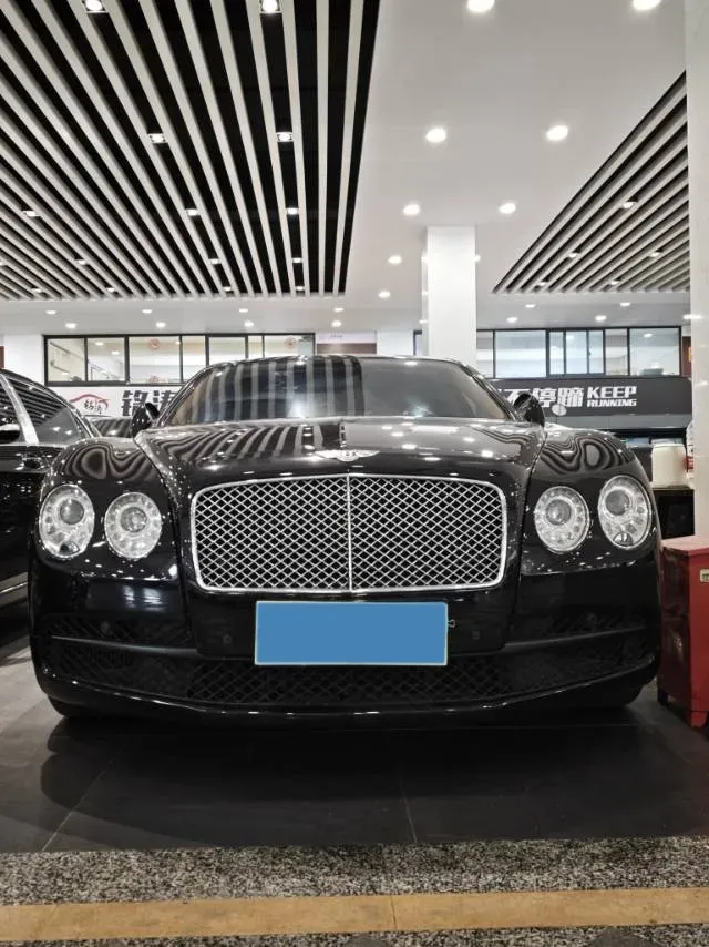 2017 Bentley Flying Spur 4.0T 528HP V8 8AT,autocango,china used car exporter,china ev exporter,chinese used car exporter,chinese used ev exporter