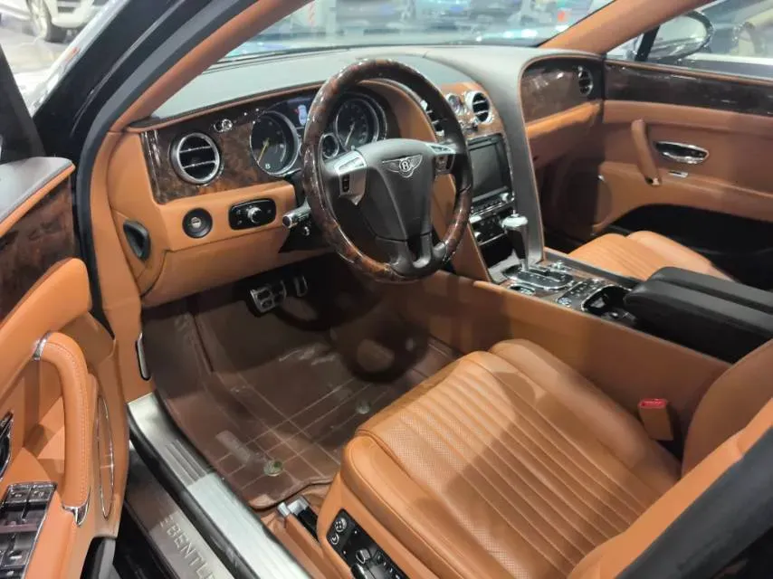 2017 Bentley Flying Spur 4.0T 528HP V8 8AT,autocango,china used car exporter,china ev exporter,chinese used car exporter,chinese used ev exporter