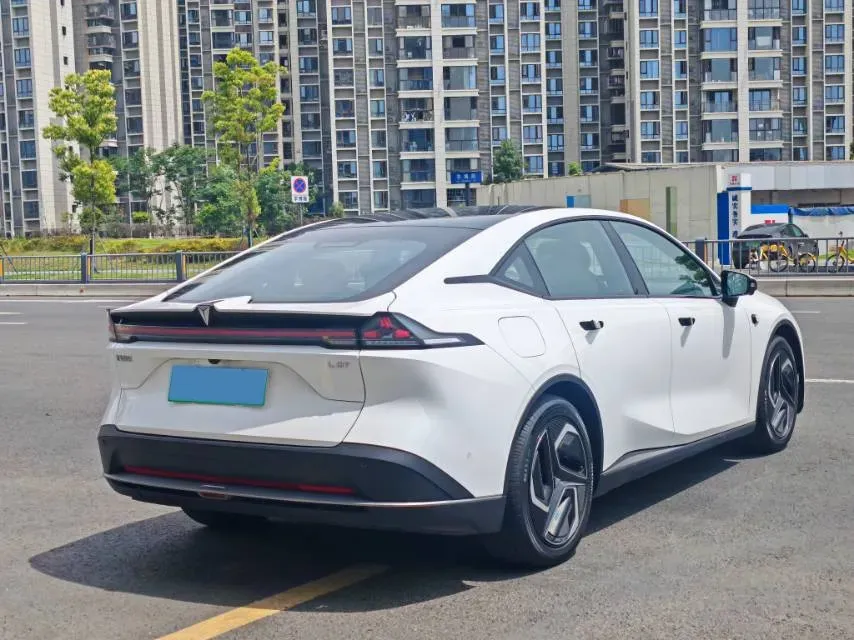 2024 Deepal L07 BEV 56.12KWH,autocango,china used car exporter,china ev exporter,chinese used car exporter,chinese used ev exporter