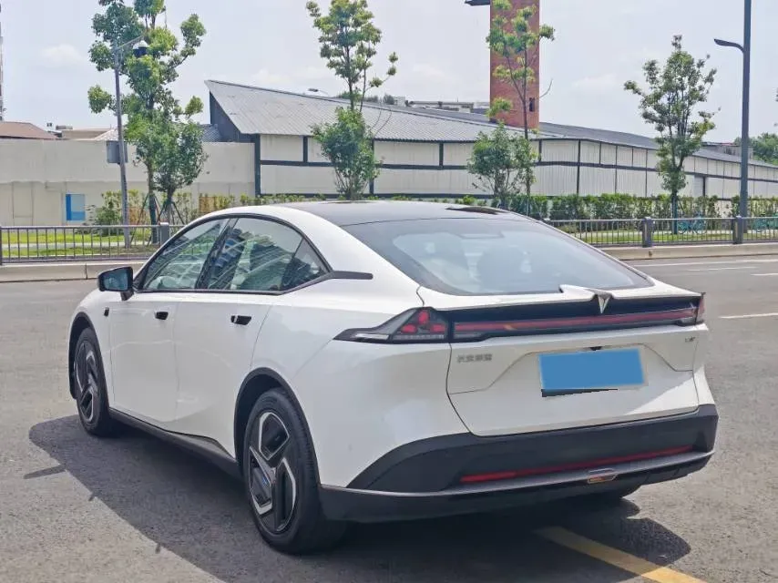 2024 Deepal L07 BEV 56.12KWH,autocango,china used car exporter,china ev exporter,chinese used car exporter,chinese used ev exporter