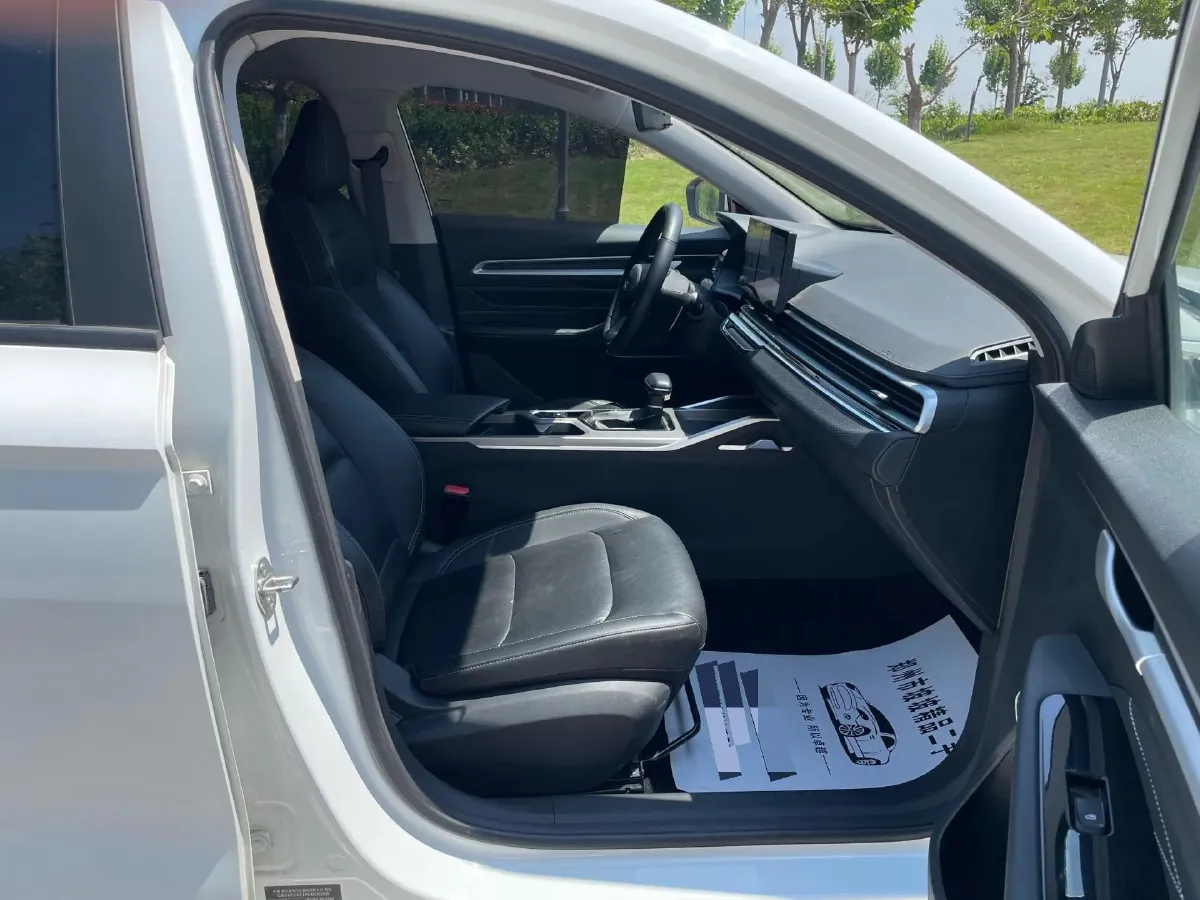 2023 Geely Emgrand 1.5L 127HP L4 CVT,autocango,china used car exporter,china ev exporter,chinese used car exporter,chinese used ev exporter