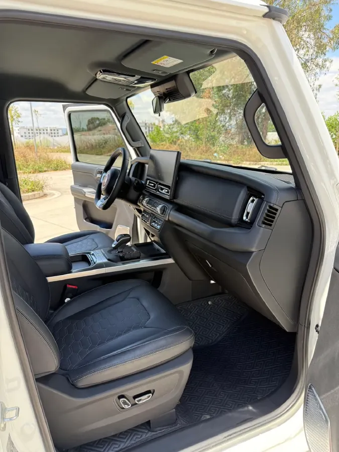 2024 212 212 T01 2.0T 252HP L4 8AT,autocango,china used car exporter,china ev exporter,chinese used car exporter,chinese used ev exporter