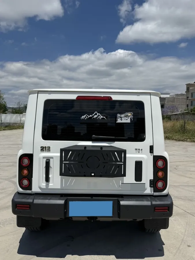 2024 212 212 T01 2.0T 252HP L4 8AT,autocango,china used car exporter,china ev exporter,chinese used car exporter,chinese used ev exporter