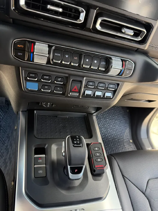 2024 212 212 T01 2.0T 252HP L4 8AT,autocango,china used car exporter,china ev exporter,chinese used car exporter,chinese used ev exporter