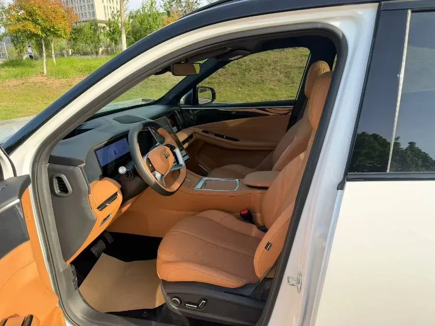 2025 Geely Galaxy L7 1.5L 112HP L4 1DHT PHEV 18.4KWH,autocango,china used car exporter,china ev exporter,chinese used car exporter,chinese used ev exporter