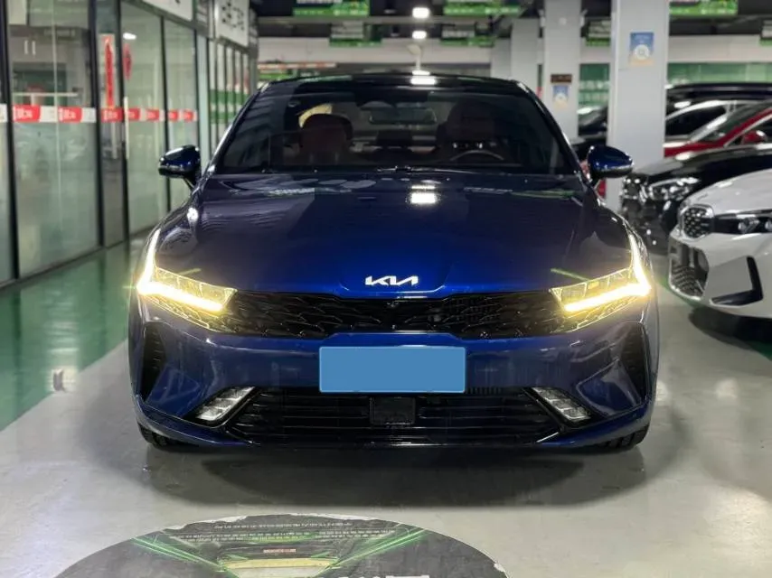 2021 Toyota Camry 2.0L 178HP L4 CVT,autocango,china used car exporter,china ev exporter,chinese used car exporter,chinese used ev exporter