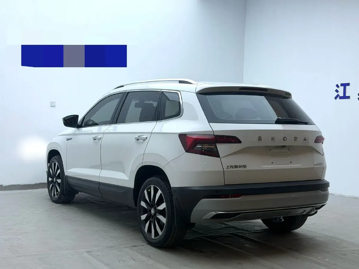 2021 Skoda Karoq 1.4T 150HP L4 7DCT,autocango,china used car exporter,china ev exporter,chinese used car exporter,chinese used ev exporter