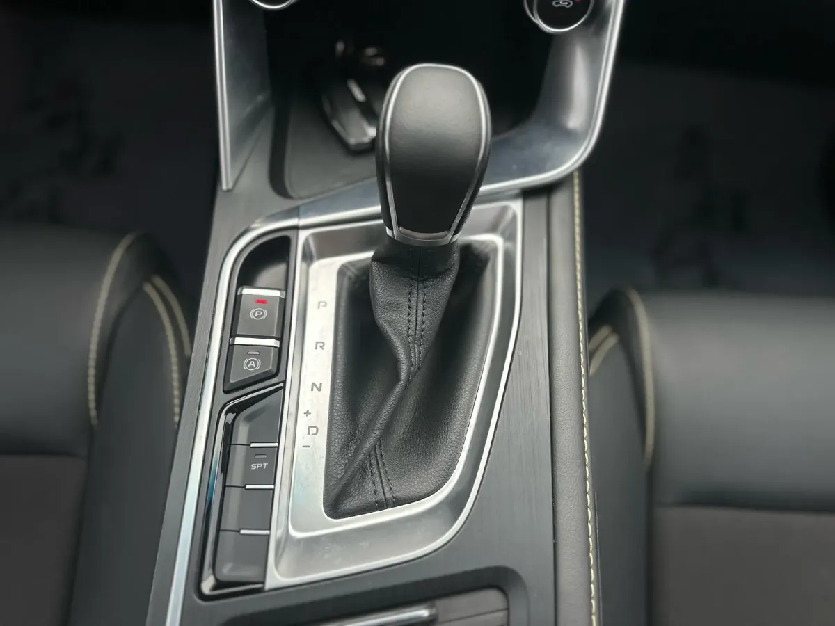 2021 Geely Binray 1.4T 141HP L4 CVT,autocango,china used car exporter,china ev exporter,chinese used car exporter,chinese used ev exporter