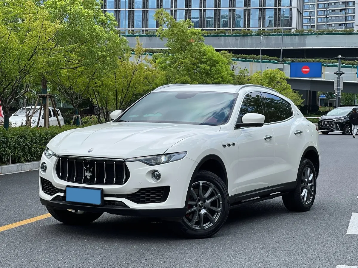 2019 Maserati Levante 3.0T 350HP V6 8AT,autocango,china used car exporter,china ev exporter,chinese used car exporter,chinese used ev exporter
