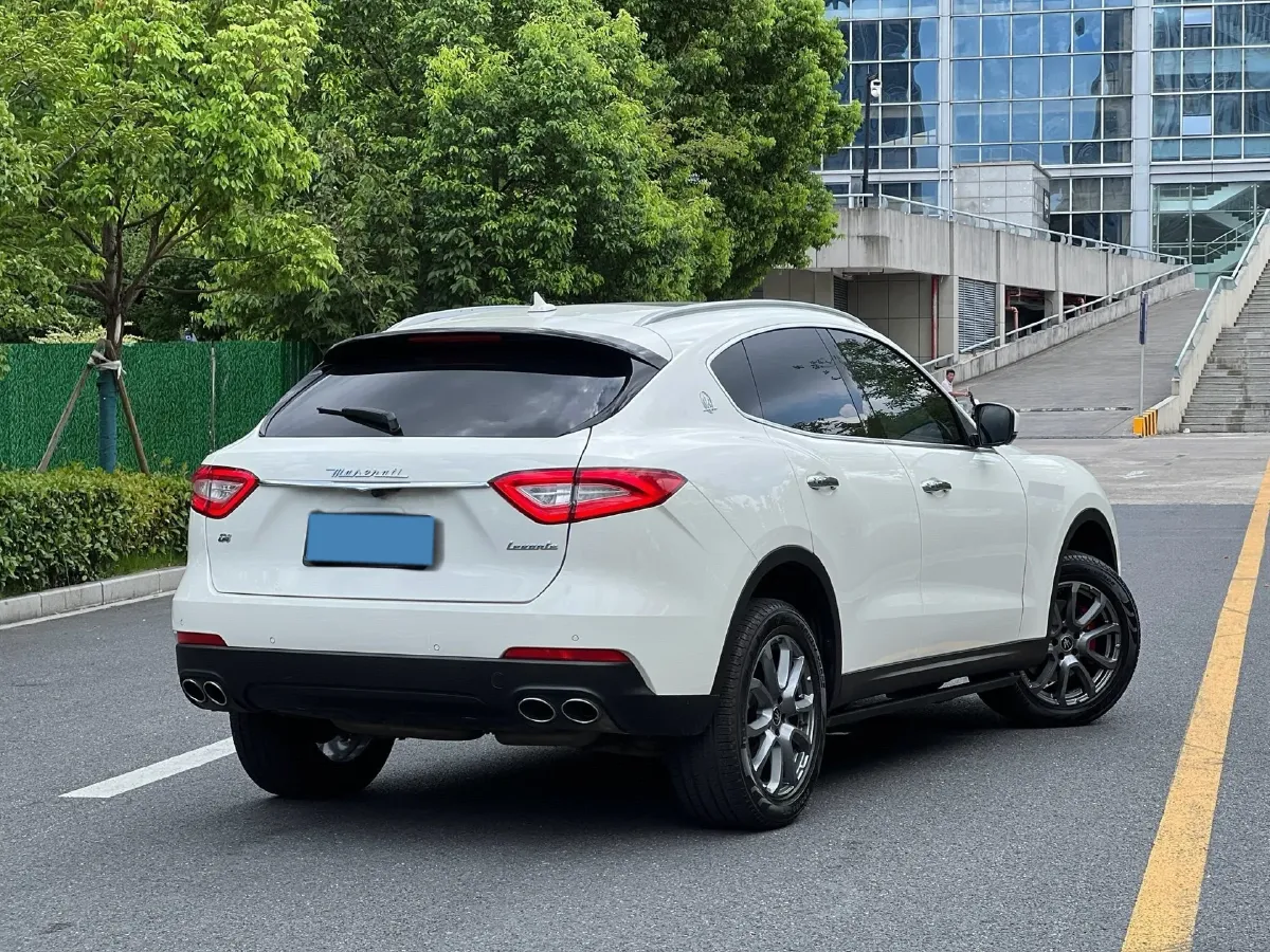 2019 Maserati Levante 3.0T 350HP V6 8AT,autocango,china used car exporter,china ev exporter,chinese used car exporter,chinese used ev exporter