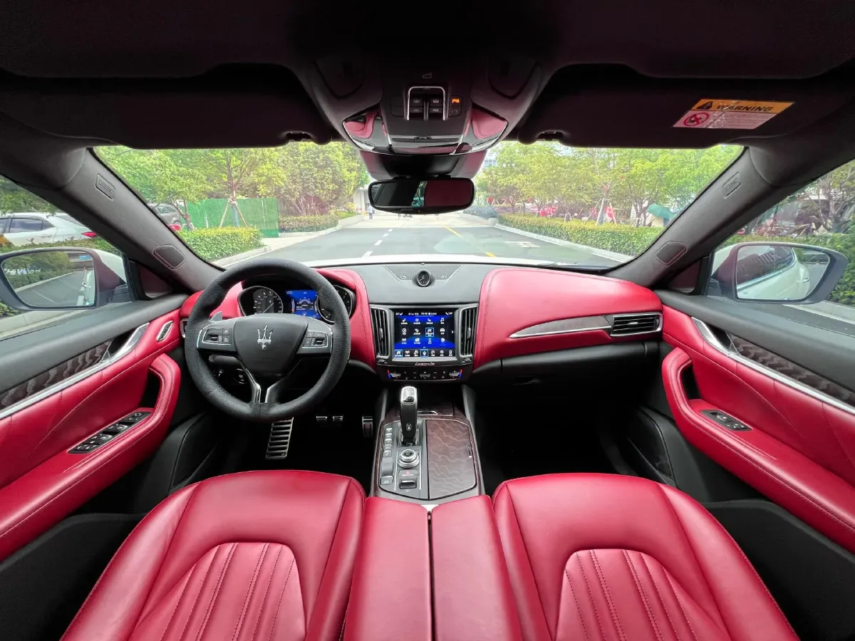 2019 Maserati Levante 3.0T 350HP V6 8AT,autocango,china used car exporter,china ev exporter,chinese used car exporter,chinese used ev exporter