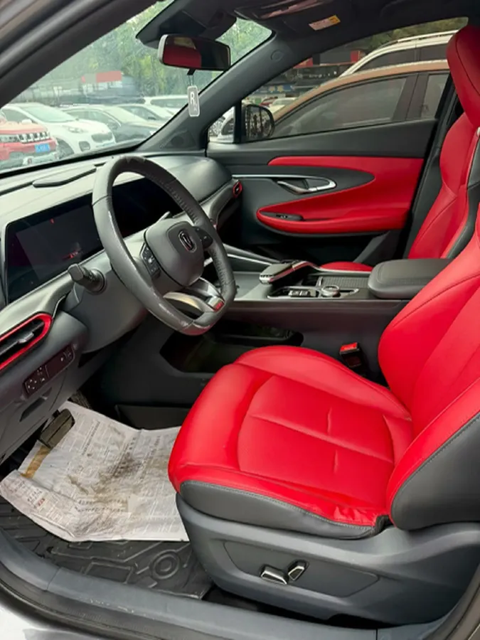 2020 ChangAn UNI-T 1.5T 180HP L4 7DCT,autocango,china used car exporter,china ev exporter,chinese used car exporter,chinese used ev exporter