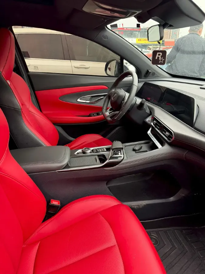 2020 ChangAn UNI-T 1.5T 180HP L4 7DCT,autocango,china used car exporter,china ev exporter,chinese used car exporter,chinese used ev exporter