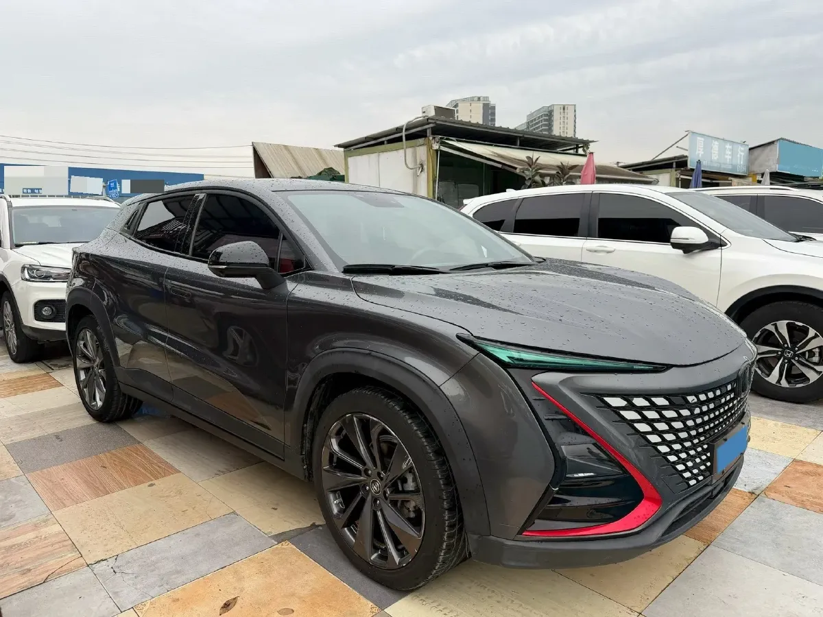 2020 ChangAn UNI-T 1.5T 180HP L4 7DCT,autocango,china used car exporter,china ev exporter,chinese used car exporter,chinese used ev exporter