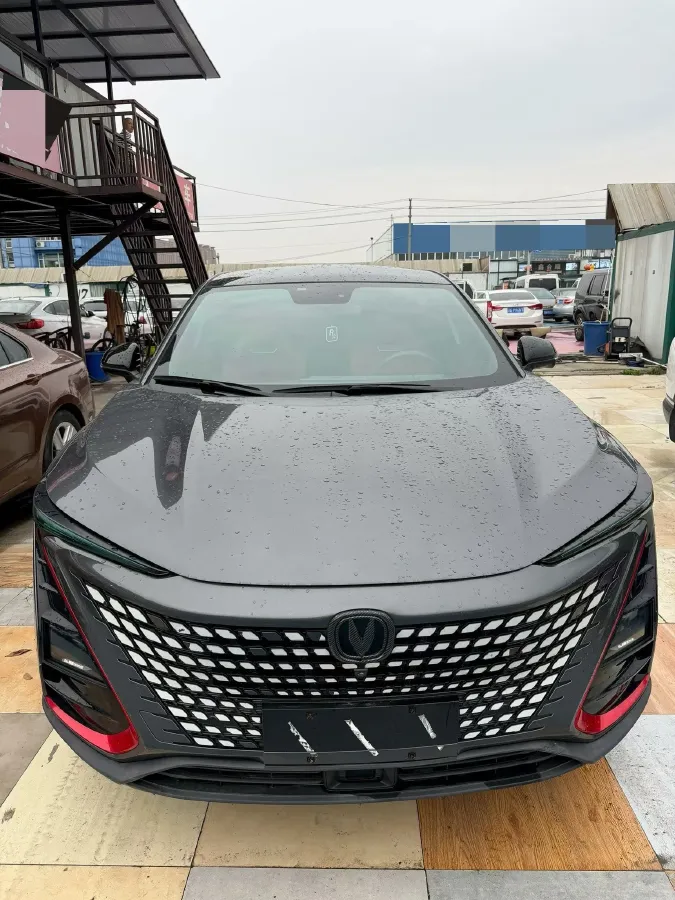 2020 ChangAn UNI-T 1.5T 180HP L4 7DCT,autocango,china used car exporter,china ev exporter,chinese used car exporter,chinese used ev exporter