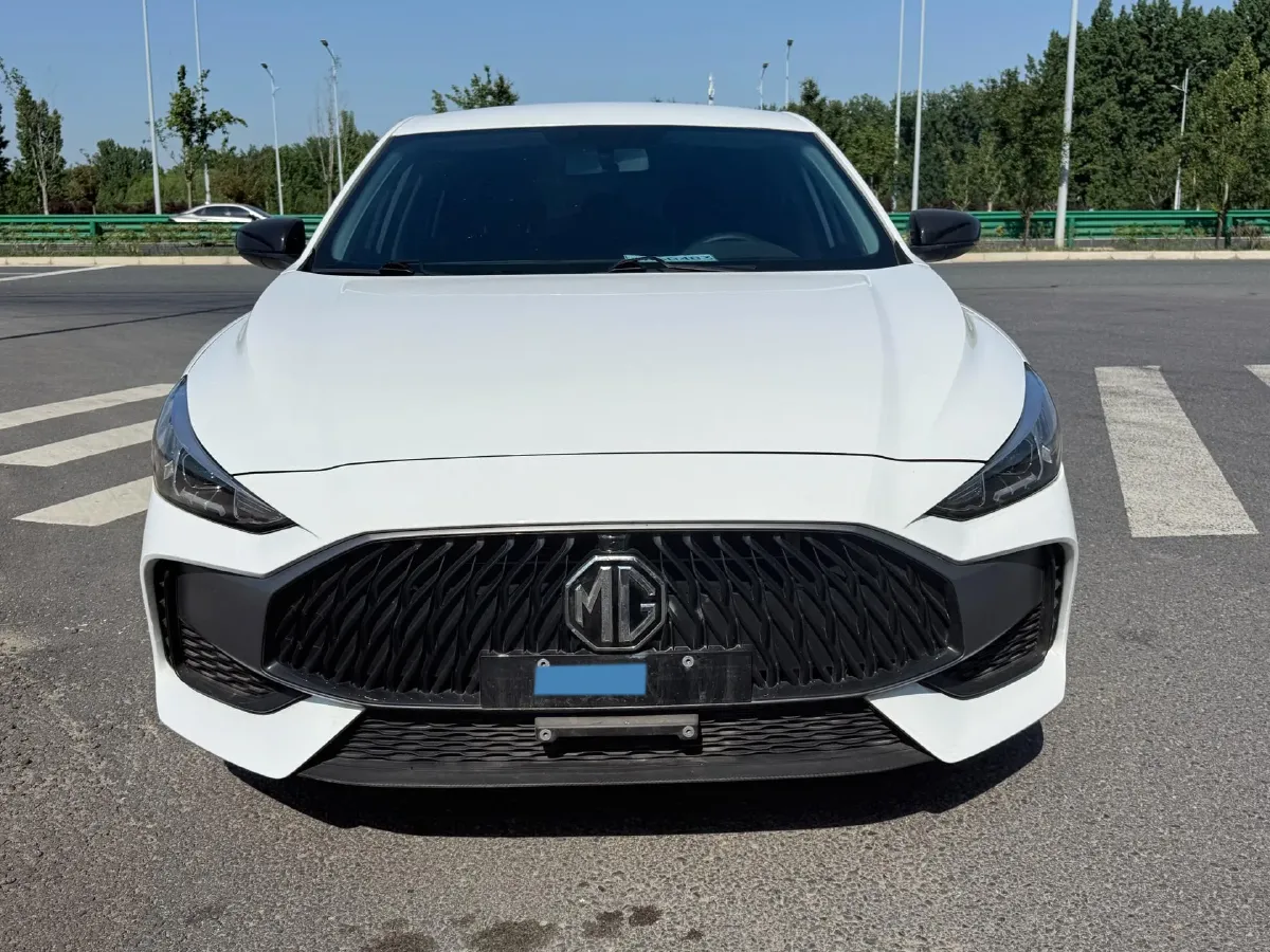 2023 MG 5 1.5L 129HP L4 5MT,autocango,china used car exporter,china ev exporter,chinese used car exporter,chinese used ev exporter