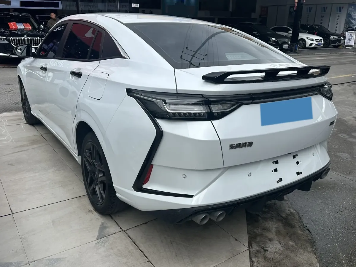 2023 DongFeng Aeolus YiXuan 1.5T 197HP L4 6DCT,autocango,china used car exporter,china ev exporter,chinese used car exporter,chinese used ev exporter