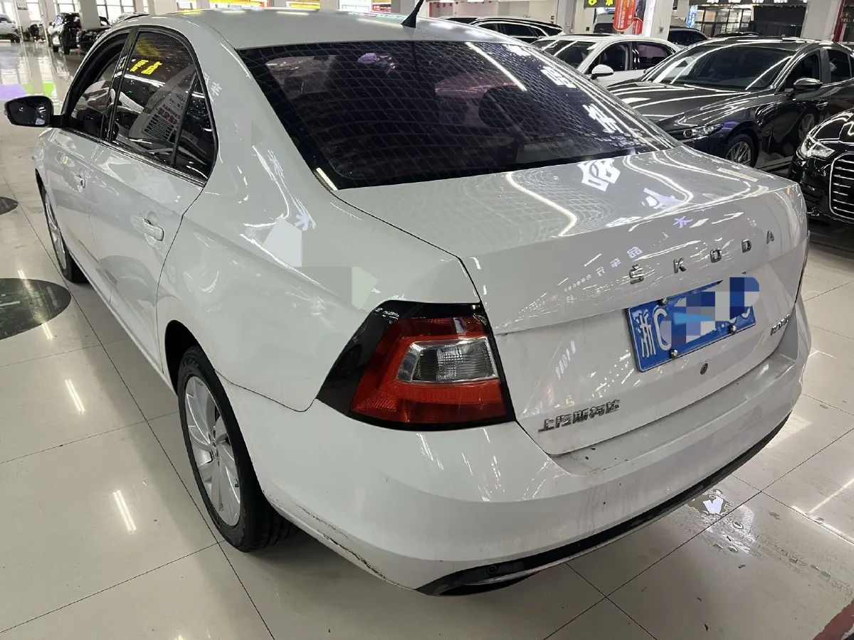 2019 SWM G01 1.5T 156HP L4 6AT,autocango,china used car exporter,china ev exporter,chinese used car exporter,chinese used ev exporter
