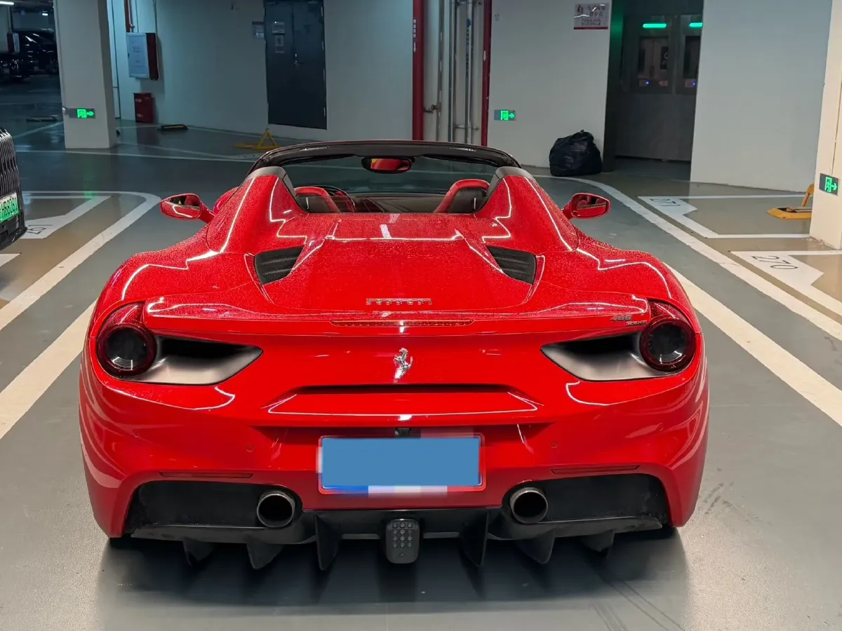 2015 Ferrari 488 3.9T 670HP V8 7DCT,autocango,china used car exporter,china ev exporter,chinese used car exporter,chinese used ev exporter
