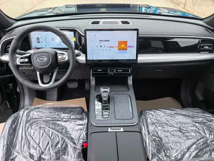 2025 GAC Trumpchi GS8 2.0T 252HP L4 8AT,autocango,china used car exporter,china ev exporter,chinese used car exporter,chinese used ev exporter