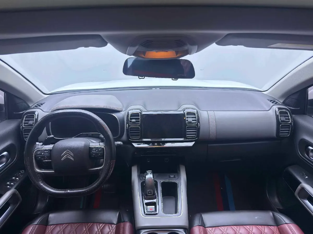 2019 Citroen C5 Aircross 1.6T 167HP L4 6AT,autocango,china used car exporter,china ev exporter,chinese used car exporter,chinese used ev exporter