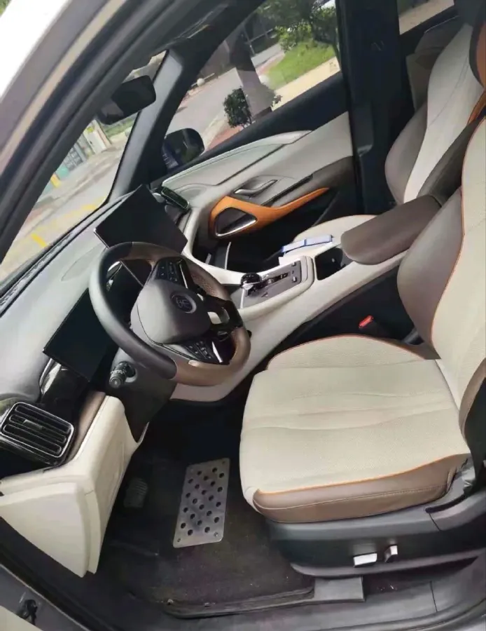 2022 Ruichi Auto EC35 BEV 82HP BEV 36.288KWH,autocango,china used car exporter,china ev exporter,chinese used car exporter,chinese used ev exporter