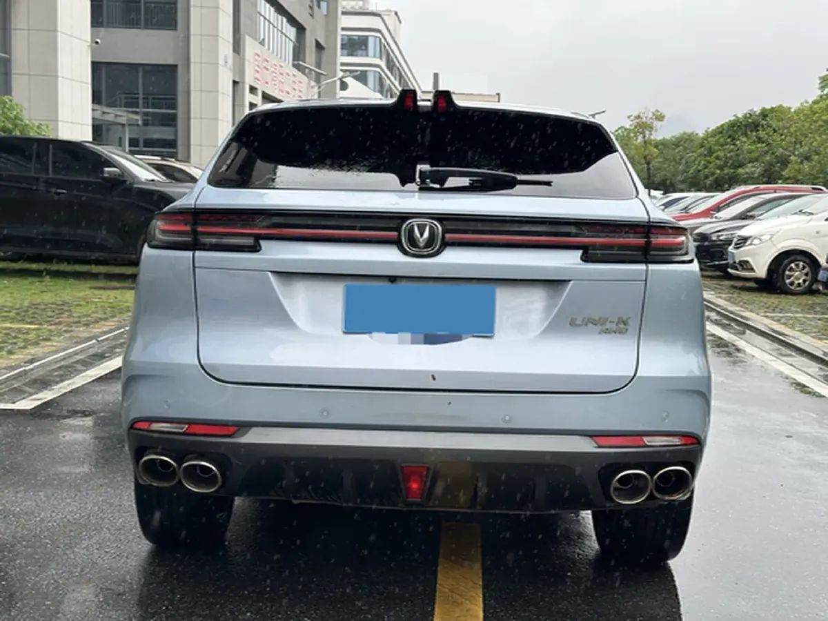 2021 ChangAn UNI-K 2.0T 233HP L4 8AT,autocango,china used car exporter,china ev exporter,chinese used car exporter,chinese used ev exporter