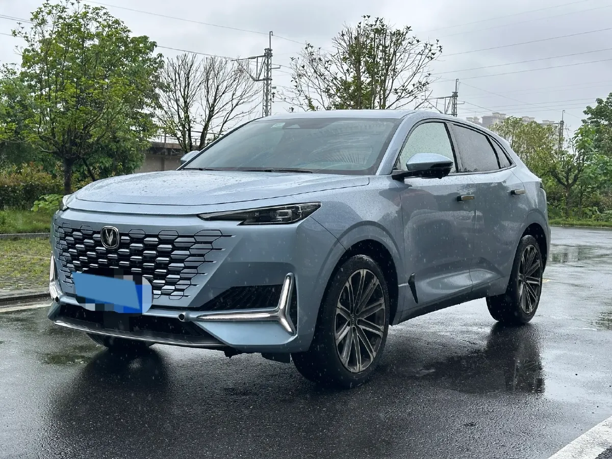 2021 ChangAn UNI-K 2.0T 233HP L4 8AT,autocango,china used car exporter,china ev exporter,chinese used car exporter,chinese used ev exporter